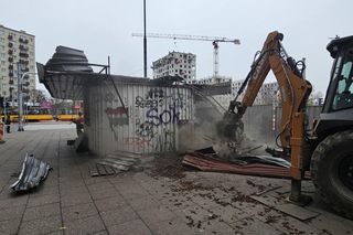 Dziki pawilon hazardowy na Ochocie 