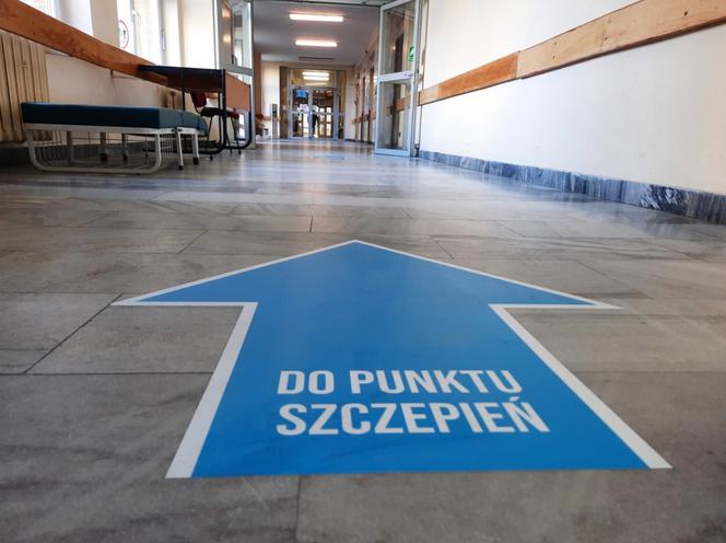 Nowa szczepionka przeciw COVID-19 już w Opolu. Jak przyjąć Nuvaxovid?