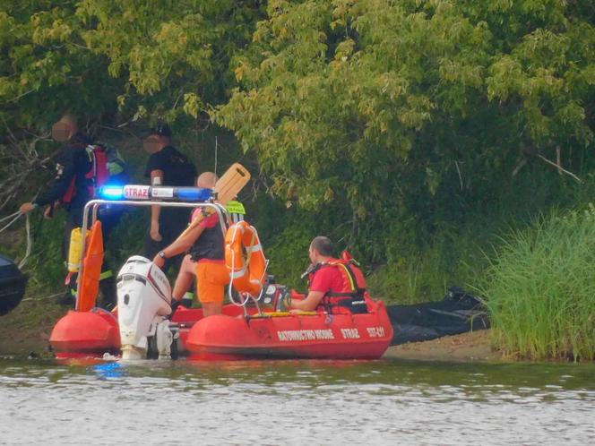 Tragiczne zdarzenie w Nowym Dworze Mazowieckim. Młody chłopak chciał przepłynąć Narew wpław