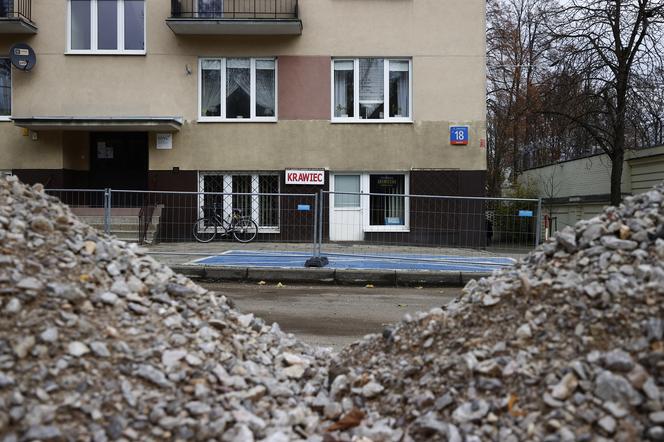 Warszawa. Budowa tramwaju na Wilanów niszczy lokalnych przedsiębiorców. "Mój biznes wisi na włosku!"