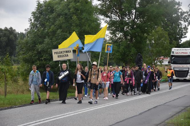 Kielecka Piesza Pielgrzymka wędruje do Częstochowy