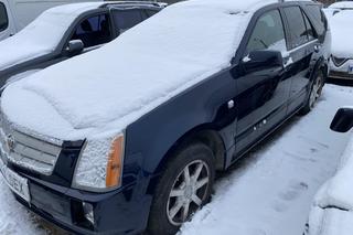 ZDMK sprzedaje porzucone samochody. Żuk, Cadillac i sportowe BMW