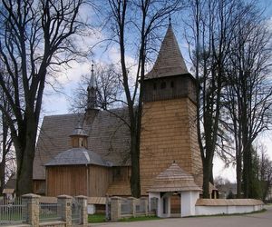 To jeden z najpiękniejszych drewnianych kościołów w Małopolsce. Jest uznawany za perłę gotyku