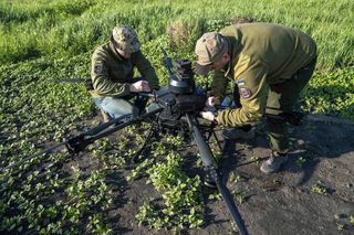 Artyleria, „bóg wojny”, odchodzi do lamusa? Wojna w Ukrainie wprowadziła znaczące zmiany w sposobie walki