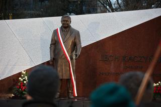 Pomnik Lecha Kaczyńskiego w Lublinie oficjalnie odsłonięty. Zobacz zdjęcia!