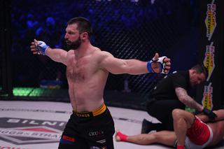 Szymon Kołecki trafi do… FAME MMA?! Szokująca propozycja, nie zgadniecie, z kim miałby walczyć