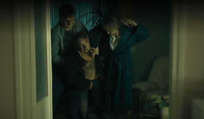 Barwy szczęścia odc. 3186. Szymańska (Agata Pruchniewska), młody Leszek Szymański (Maciej Czerklański), Szymański (Jacek Grondowy)