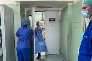 Specjaliści ratują wzrok pacjentom. W Katowicach przeprowadzono innowacyjne zabiegi leczenia jaskry i zaćmy