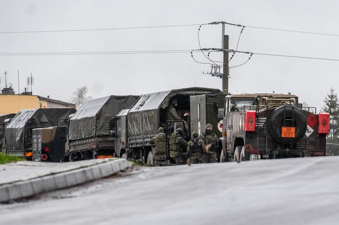 Przewodów po tragedii. Wojsko przy granicy