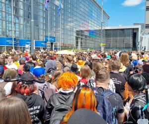 Pyrkon 2025 wystartował! Potężne kolejki przed MTP! [ZDJĘCIA]