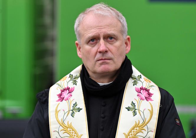 ks. Dariusz Raś