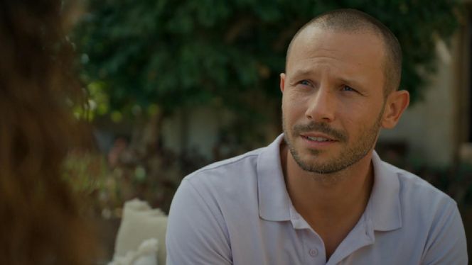 Barwy szczęścia, odcinek 3144. Emma (Ilenia Tumino), Franek (Mateusz Banasiuk) 