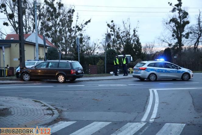 Kluczbork. Uciekał przed policją, staranował słup. Pradziwe problemy zaczeły się później