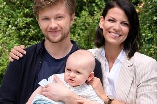 M jak miłość. Patrycja (Alżbeta Lenska), Jaś (Aleksander Cacko), Łukasz (Jakub Józefowicz)