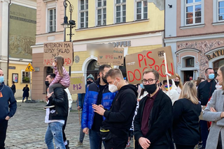 Protest branży gastronomicznej w centrum Poznania