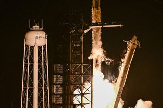 Start misji Axiom-4 ze Sławoszem Uznańskim-Wiśniewskim