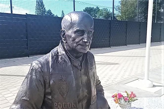 Tak wygląda pomnik Floriana Krygiera, legendarnego trenera szczecińskiej Pogoni