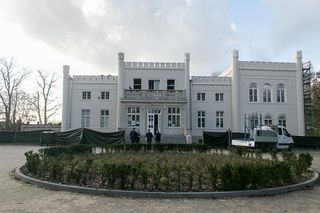  Pałac w Posadzie w trakcie remontu (2022 r.)