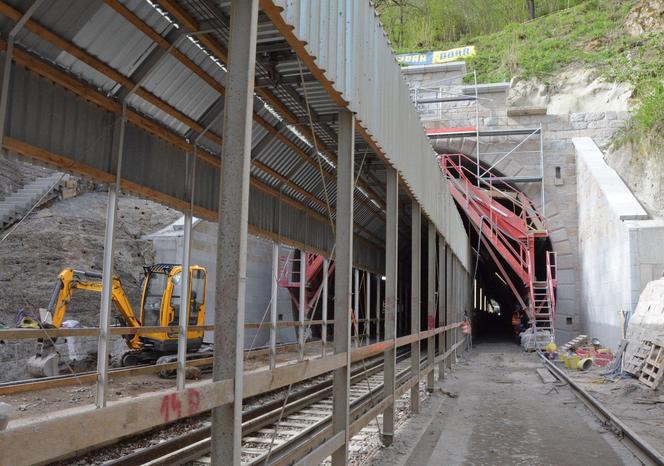 Tunel w Trzcińsku na  linii Wrocław – Jelenia Góra 