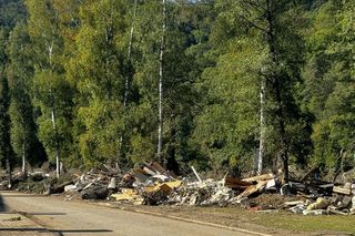 Powódź w Polsce. Bardo po przejściu wielkiej wody