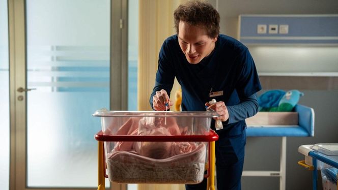 Na dobre i na złe odc. 958. córka Blanki - Nina (Michalina Grot), Tomasz Jacyno (Antoni Sałaj)