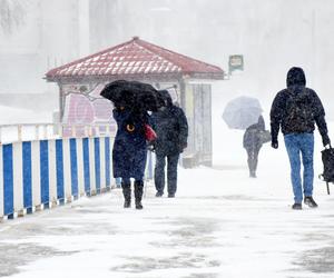 Jaka będzie zima 2022/23? Mało śniegu, ale siarczyste MROZY uderzą z dużą siłą!