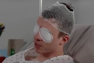 Pierwsza miłość, odcinek 4035: Alan wybudzi się po operacji ale już nic nie będzie takie samo! Przestanie widzieć - ZDJĘCIA