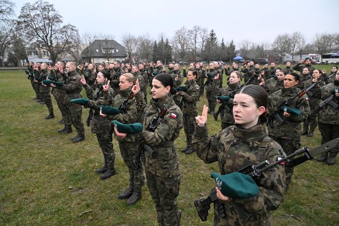 Przysięga żołnierzy zasadniczej służby wojskowej w Choszcznie