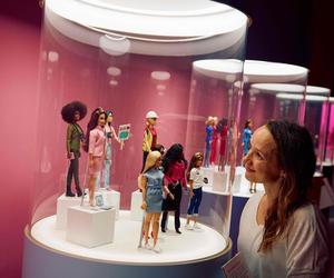 Wystawa Barbie w Design Museum w Londynie 