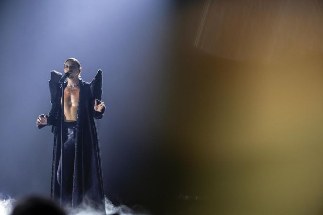 Opcja z najmniejszą liczbą głosów to: "Nie mam zdania".