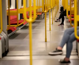 Metro w Warszawie z utrudnieniami