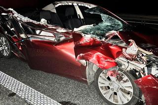 Pijany 42-latek wbił się w tira i cudem uniknął śmierci