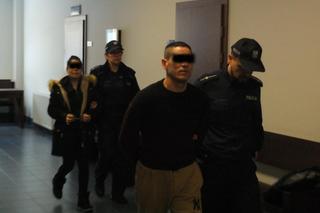  Noworodek zapłakał, gdy ojciec oglądał film. Sasho miał tłuc jego główką o futrynę. 5-tygodniowe maleństwo było bliskie śmierci