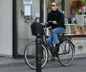 Katarzyna Warnke na giga obcasach łamie przepisy