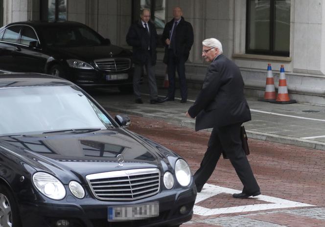 Minister Waszczykowski dostał nową limuzynę