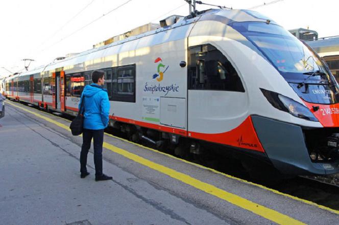 Wakacyjny pociąg do Sandomierza wraca na trasę! Będą też korekty rozkładu jazdy