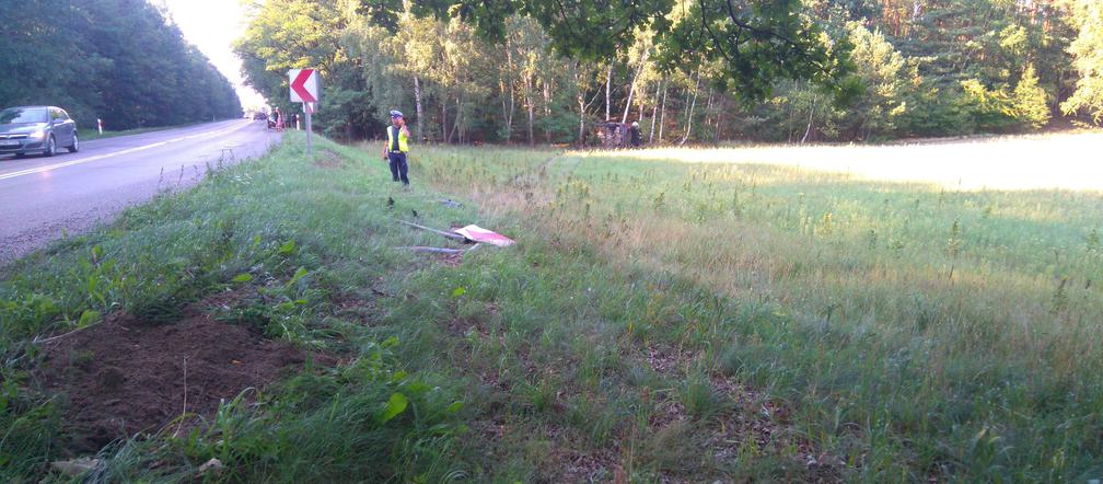 Groźny wypadek pod Bydgoszczą. Jedna osoba trafiła do szpitala! [ZDJĘCIA]