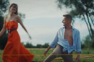 M jak miłość. Romantyczny piknik Franki i Pawła w Grabinie w odcinku specjalnym. Gorące chwile obudzą wspomnienia – ZDJĘCIA