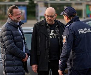 Na Wspólnej, odcinek 4039: Artur (Janusz Chabior), Krzysztof Smolny (Łukasz Konopka)	