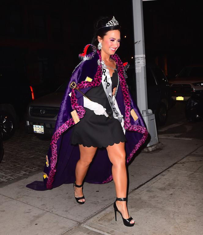 Halloween 2015 Demi Lovato