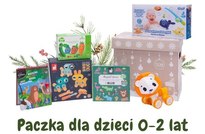   Świąteczne paczki dla pracowników Biedronki. Co dostaną w tym roku? Zobacz zdjęcia