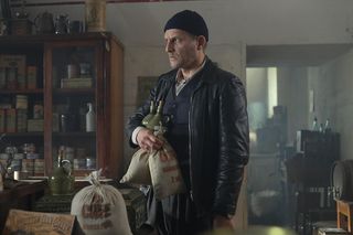 Zatoka szpiegów, odcinek 17. Johann (Karol Pocheć)