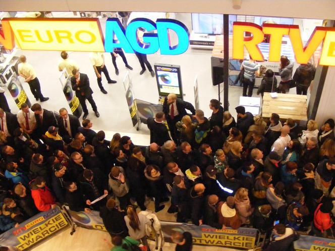 Otwarcie centrum handlowego Posnania przyciągnęło tłumy poznaniaków