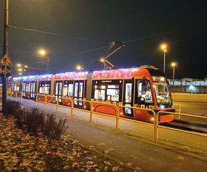 Po Bydgoszczy jeździ wyjątkowy tramwaj. Cuć w nim świąteczną atmosferę 