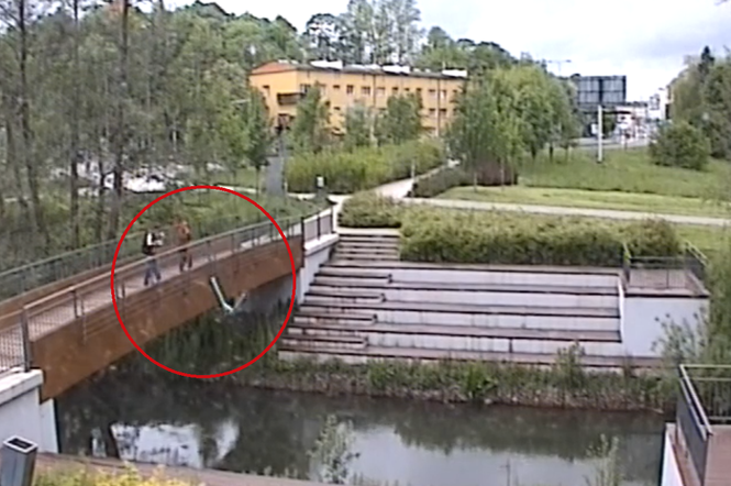 Olsztyn. Nieletni wrzucił hulajnogę elektryczną do rzeki. Wszystko nagrał miejski monitoring!