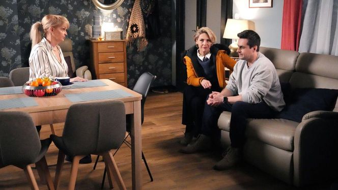 Barwy szczęścia odc. 3190. Malwina (Joanna Gleń), Herman (Maciej Raniszewski), Małgorzata (Adrianna Biedrzyńska)