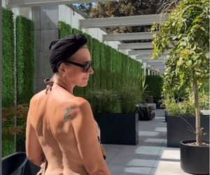 52-letnia Paulina Smaszcz odsłoniła plecy aż po… rozległy tatuaż