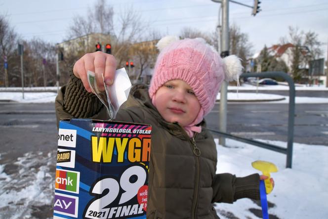 WOŚP 2021 w Olsztynie. Wolontariusze dopisali, a mieszkańcy nie zawiedli [WIDEO]