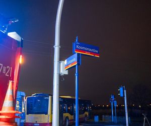 Zderzenie tramwaju linii 10 z autobusem 107 we Wrocławiu