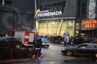Alarm bombowy w centrum handlowym Promenada 